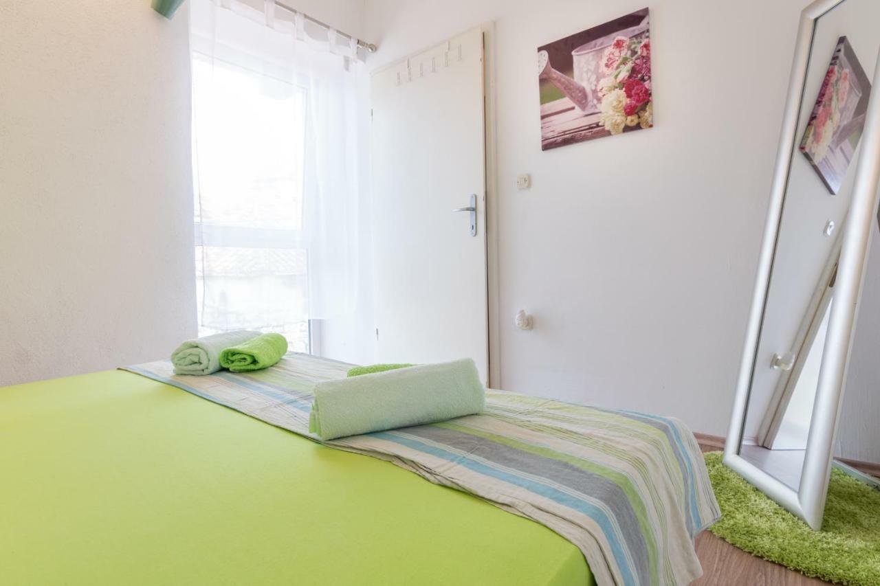 Apartment Ivana Makarska Exterior photo