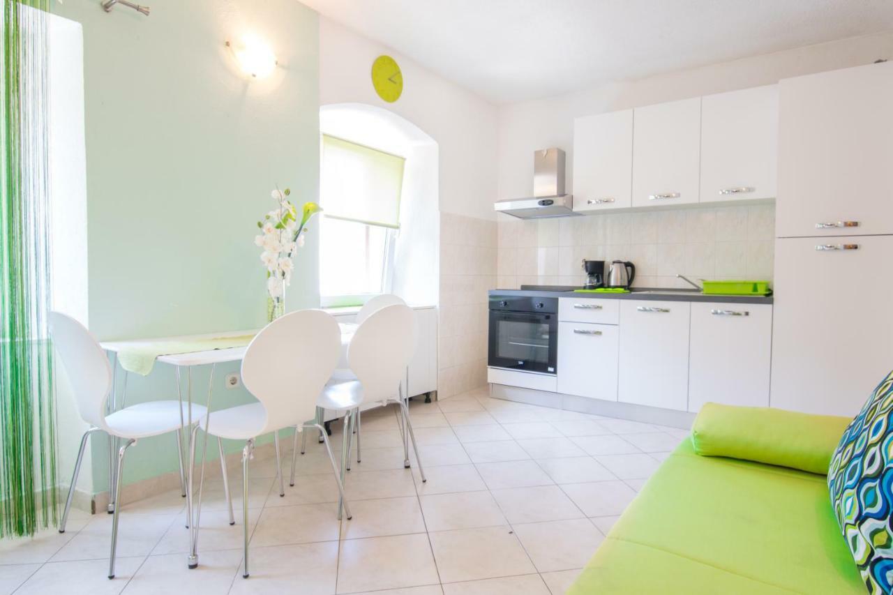 Apartment Ivana Makarska Exterior photo